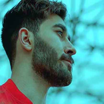 آهنگ علی یاسینی میشه نیای میشه ازت خواهش کنم